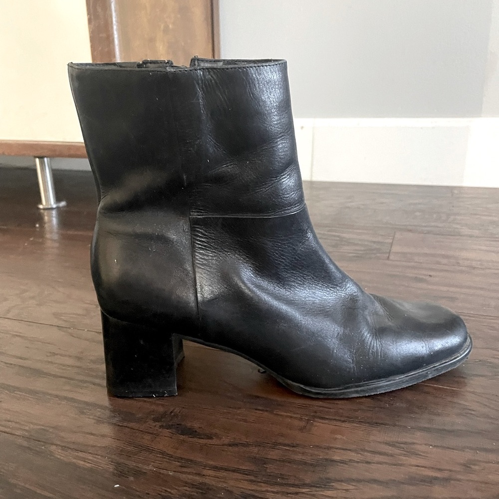 Perfect 90’s Boots